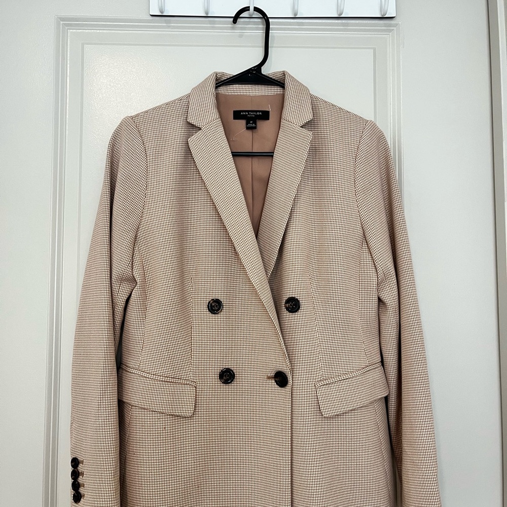 Ann Taylor Pink Houndstooth Double-Breasted Blazer